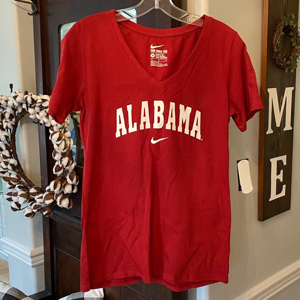 NWT Women’s Nike Alabama shirt